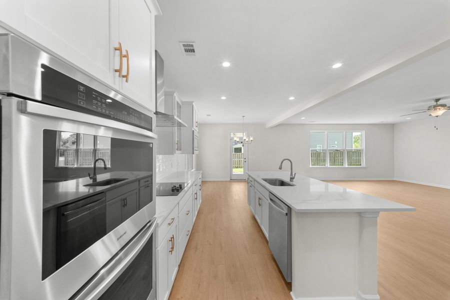 Representative furnished interior of a home built from the The Madison by Smith Family Homes in Camden Crossing, Savannah (Image 7).