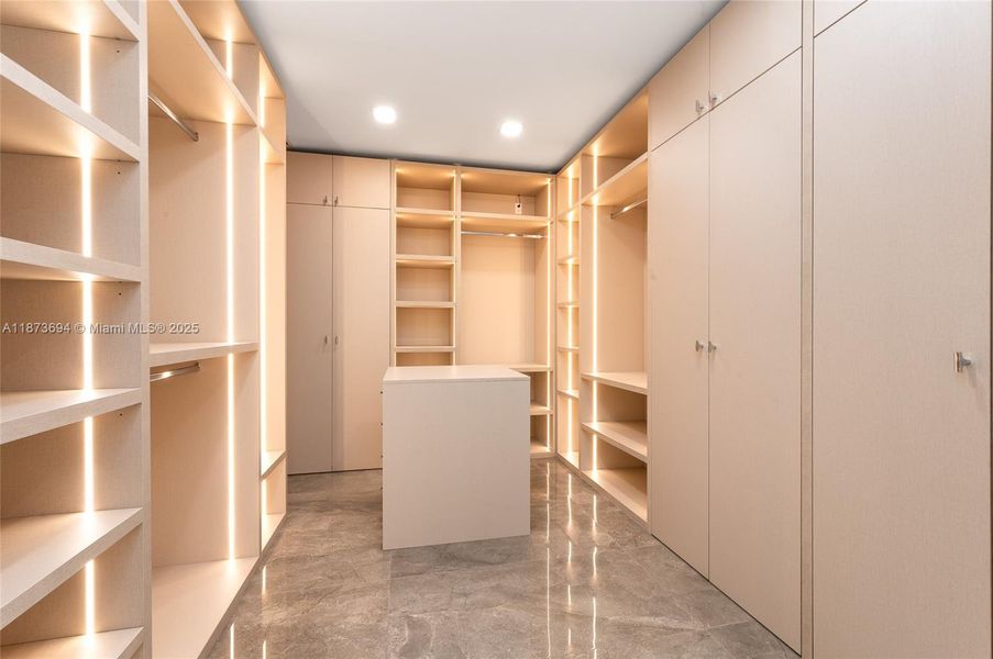 Image 54 of a home in .