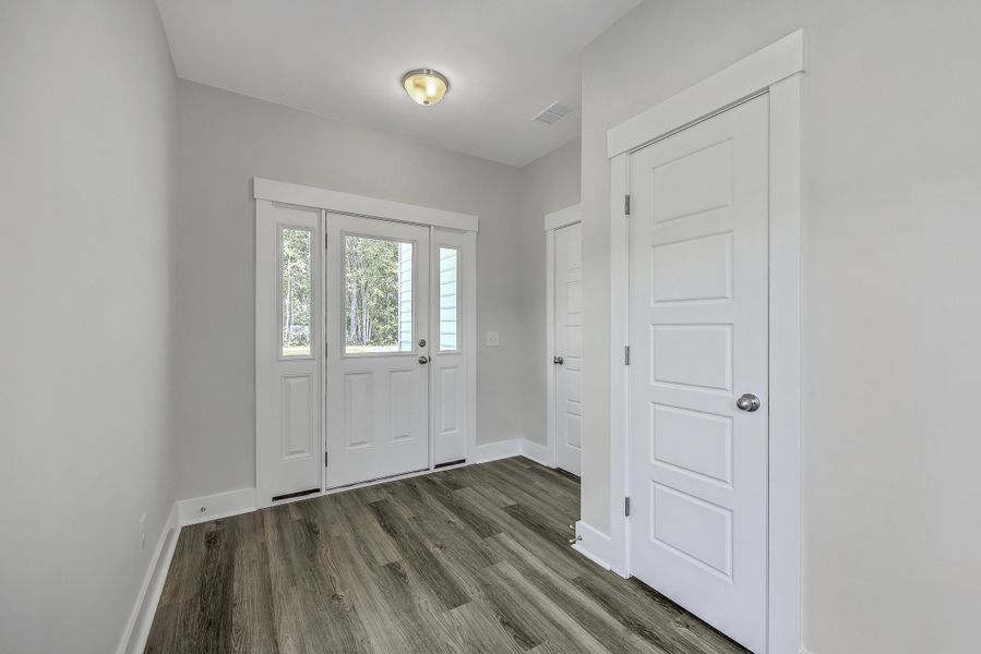 Spacious, unfurnished interior of a new home in , Dorchester (Image 48).