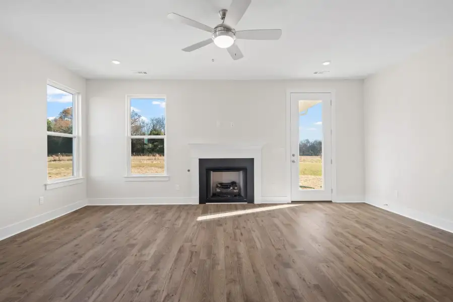 4br New Home in Murfreesboro, TN.  - Slide 28