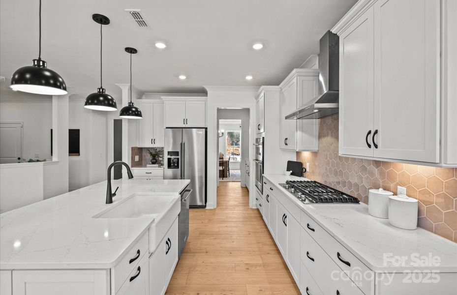 Continental Model - For Representation Purposes Only