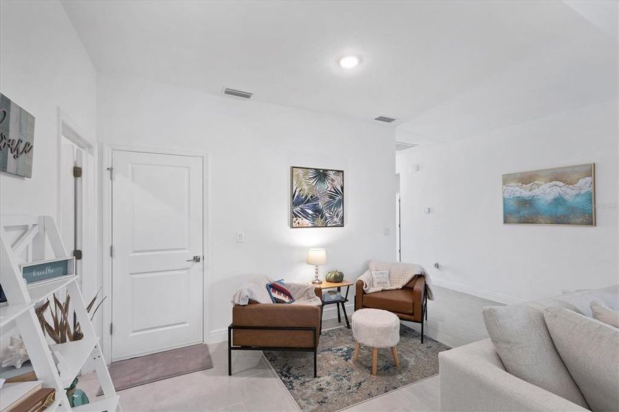 Furnished interior view inside a new home in , Port Charlotte (Image 16).