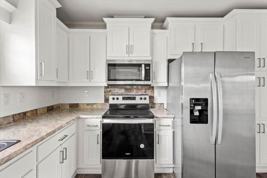 Close-up of interior finishes inside a home in , Fort Pierce (Image 11).