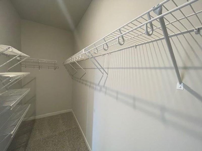 Spacious, unfurnished interior of a new home in Ponderosa Farms Estates, Gainesville (Image 28).