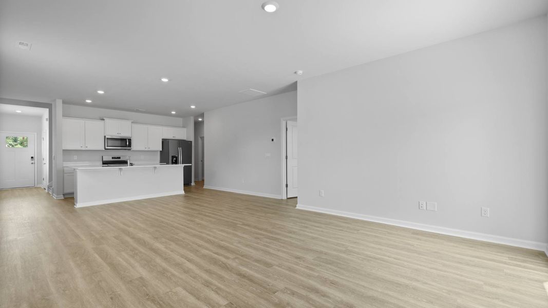 Spacious, unfurnished interior of a new home in Pineview North, Summerville (Image 11).