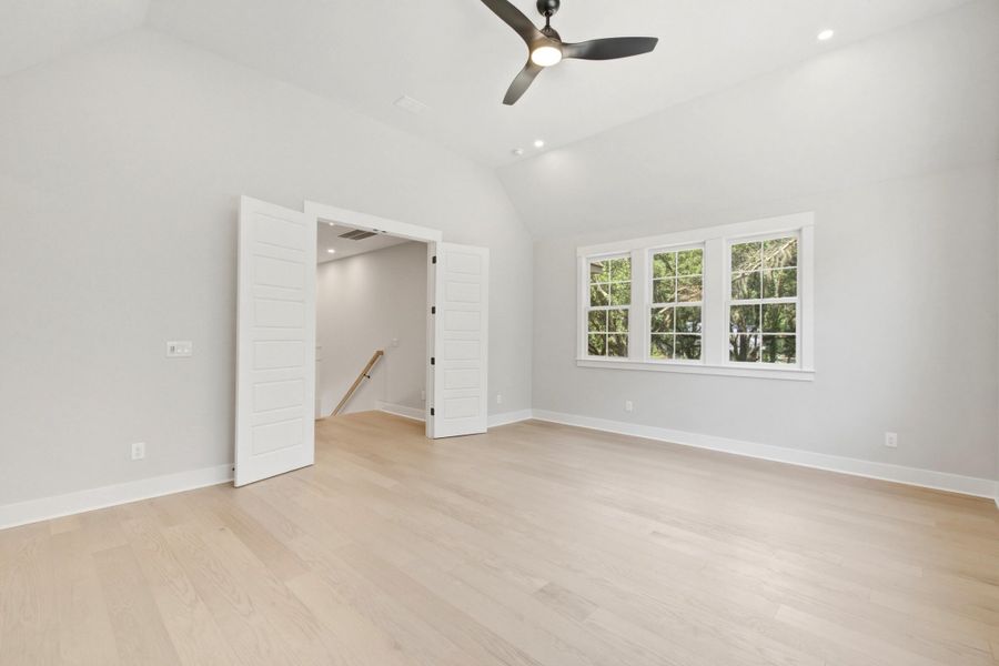 Spacious, unfurnished interior of a new home in , Johns Island (Image 57).