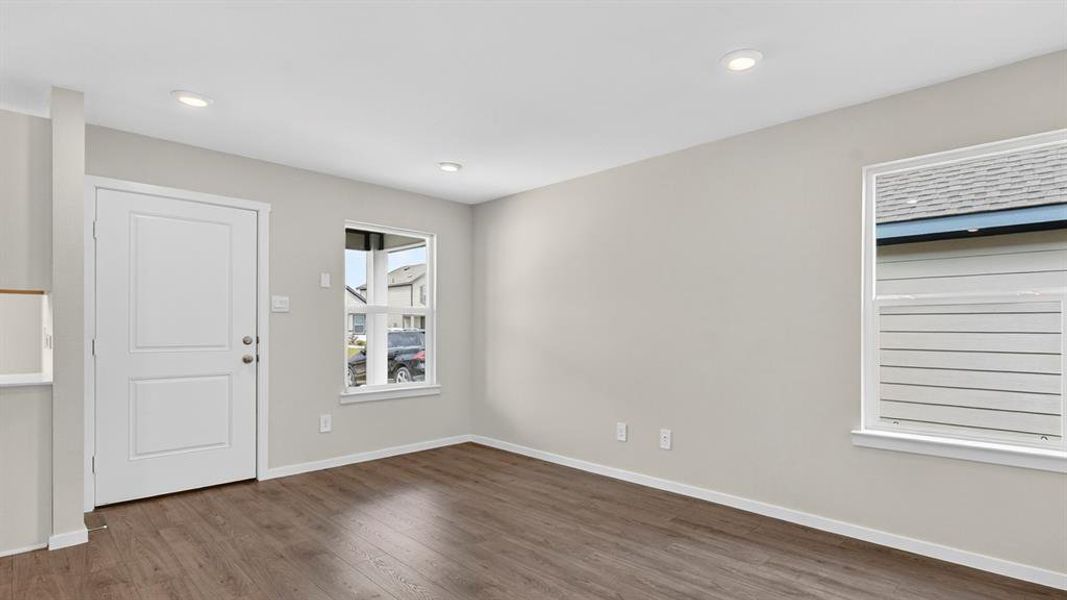 Spacious, unfurnished interior of a new home in Cartwright Mays, Crandall (Image 9).