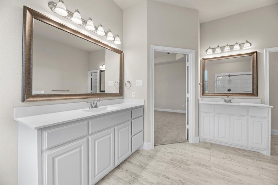 Primary Bathroom | Concept 2796 at Coyote Crossing in Godley, TX by Landsea Homes