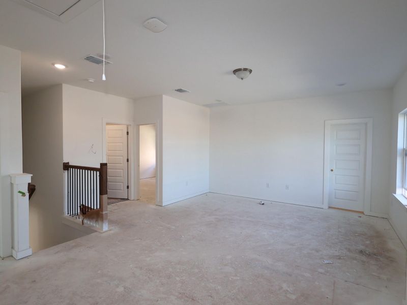 Image 22 of a home in Edgewood.