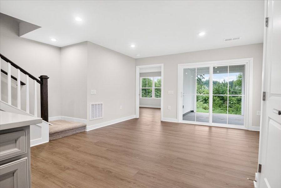 Spacious, unfurnished interior of a new home in Arden Woods, Greenville (Image 11).
