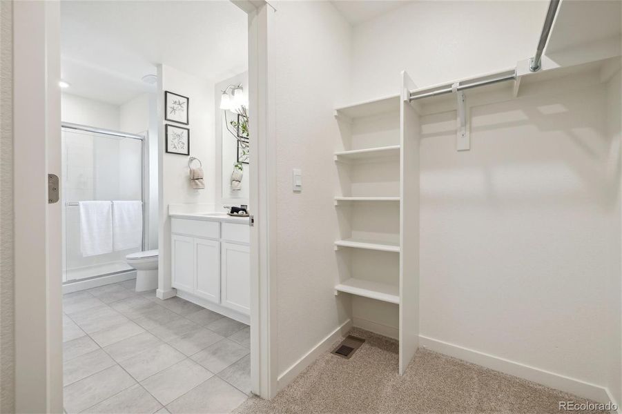 Furnished interior view inside a new home in Settlers Crossing, Commerce City (Image 4).