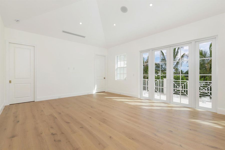 17 - Master Suite 2