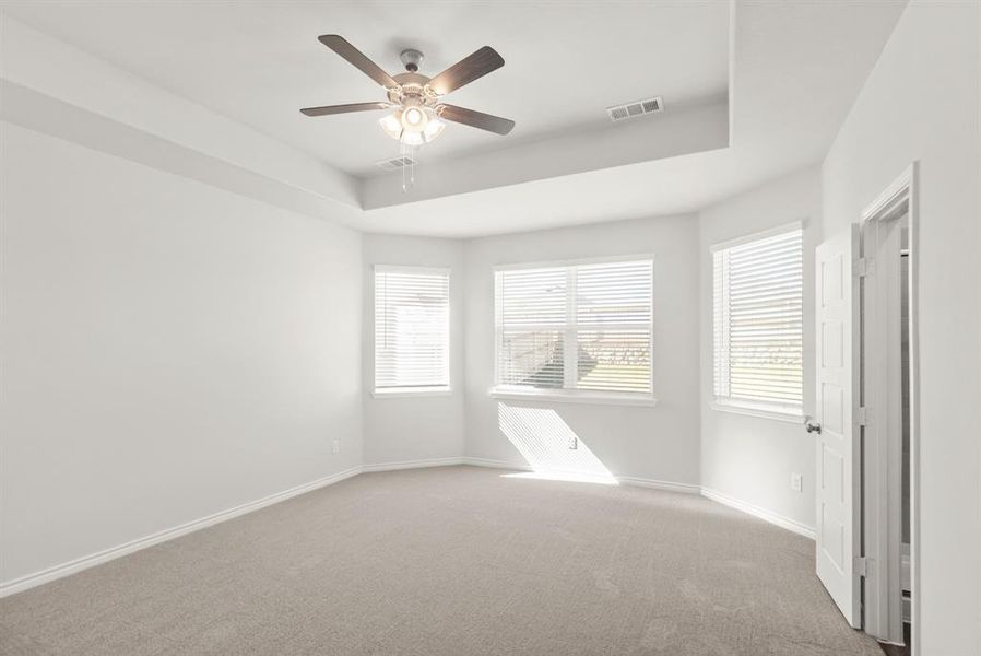 Spacious, unfurnished interior of a new home in Retreat at Fossil Creek, Fort Worth (Image 14). Spacious, unfurnished interior of a new home in Retreat at Fossil Creek, Fort Worth (Image 14).