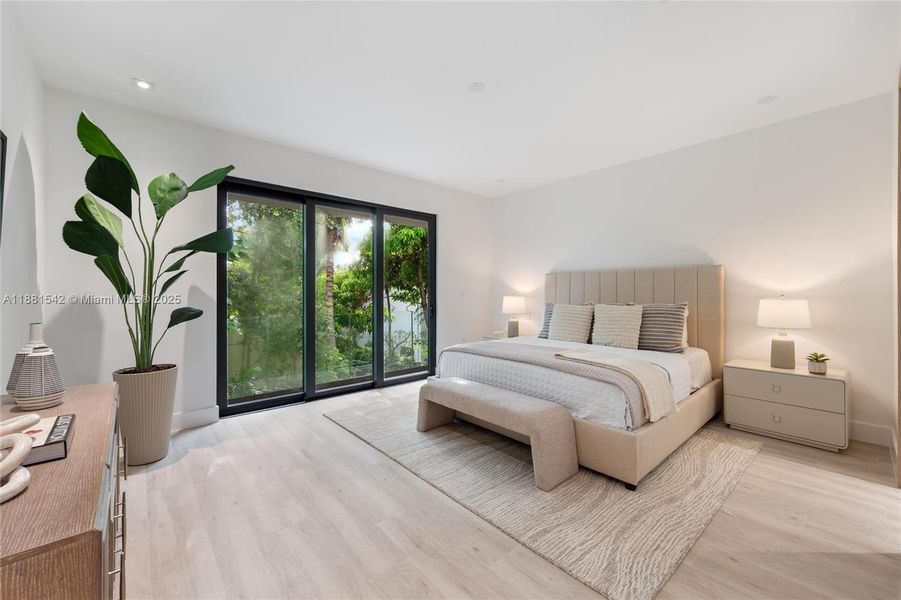 Furnished interior view inside a new home in , Miami (Image 38).