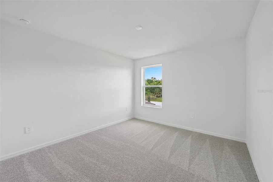 Spacious, unfurnished interior of a new home in Southpointe, Palmetto (Image 26). Spacious, unfurnished interior of a new home in Southpointe, Palmetto (Image 26).
