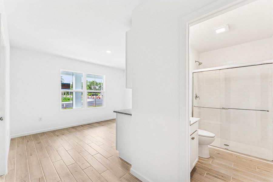 Spacious, unfurnished interior of a new home in , Port St. Lucie (Image 27).