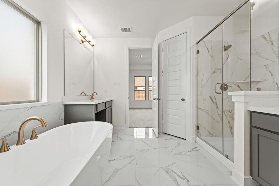 Representative image. Features, specifications, selections and colors may vary. Representative image. Features, specifications, selections and colors may vary.