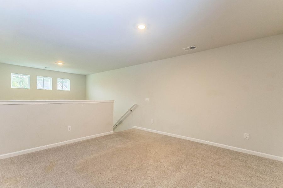 Spacious, unfurnished interior of a new home in Heron's Walk at Summers Corner, Summerville (Image 17).