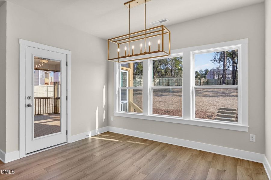 DC 125 Selma French Country-19