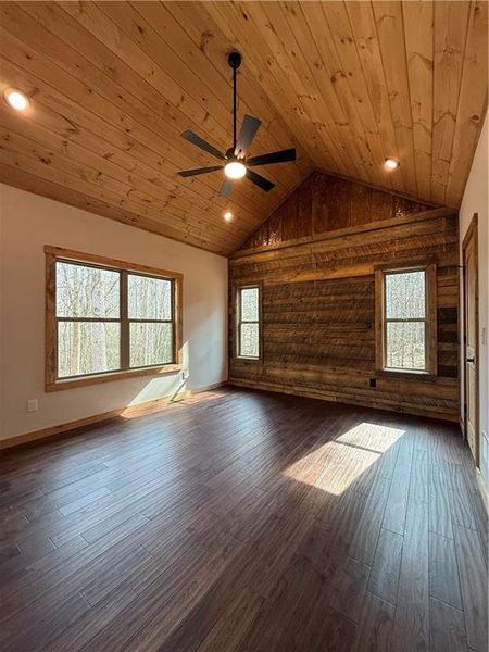 Spacious, unfurnished interior of a new home in , Ellijay (Image 9).