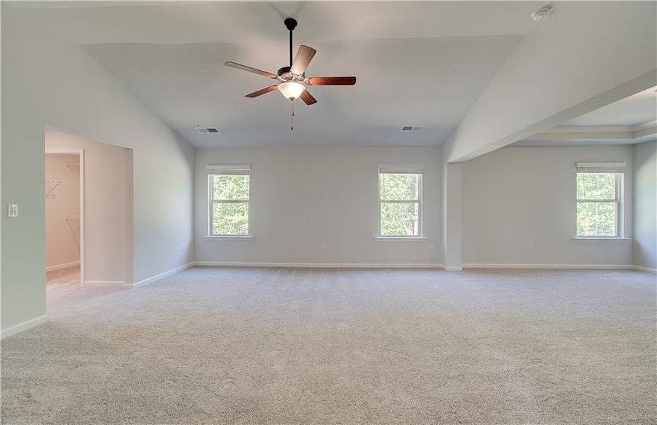 Spacious, unfurnished interior of a new home in Kingston, Locust Grove (Image 19).