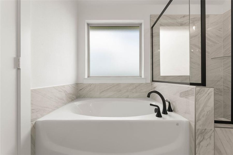 1578 Ginger-Primary Suite-6 1578 Ginger-Primary Suite-6