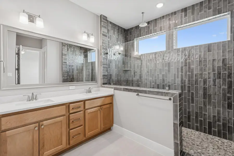 Furnished interior view inside a new home in Retreat at Oak Park, Houston (Image 7). Furnished interior view inside a new home in Retreat at Oak Park, Houston (Image 7).