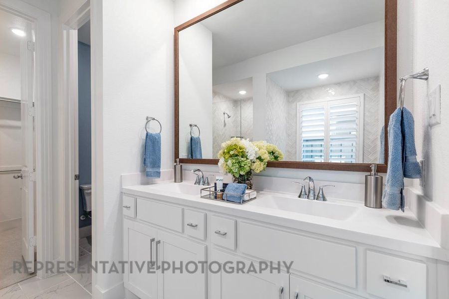 Furnished interior view inside a new home in Pomona, Manvel (Image 5).
