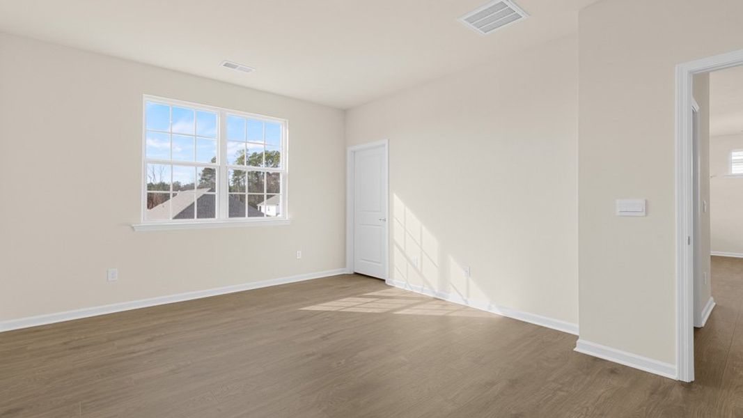 Spacious, unfurnished interior of a new home in The Villas at Collinswood, Aberdeen (Image 19).