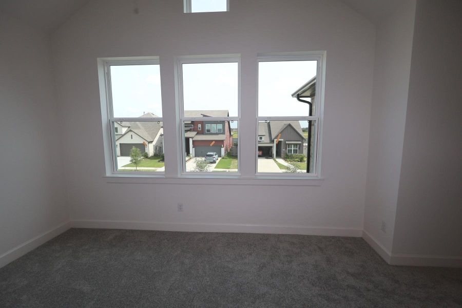 Spacious, unfurnished interior of a new home in Pomona - Grove Row Collection, Manvel (Image 20).