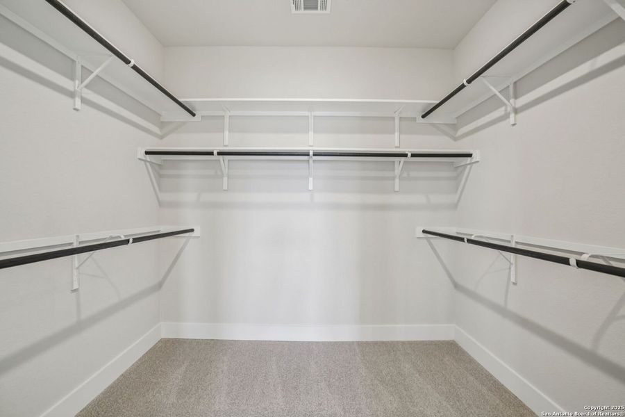 Spacious, unfurnished interior of a new home in Carmel Ranch, Schertz (Image 34).