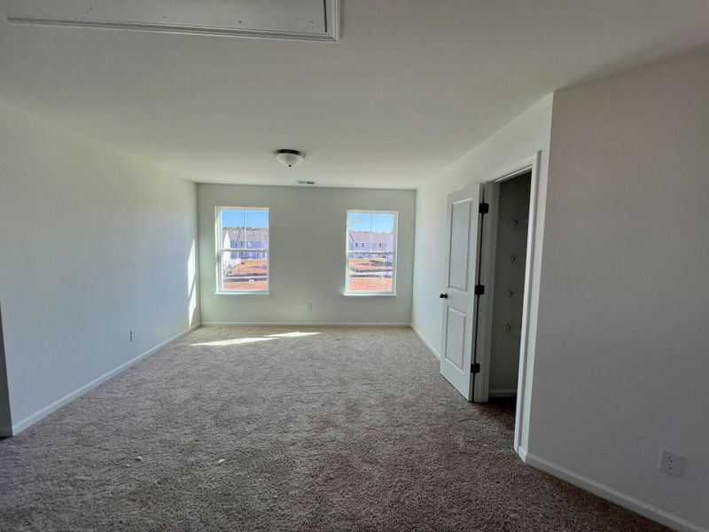 Image 16 of a home in Bellevue. Image 16 of a home in Bellevue.