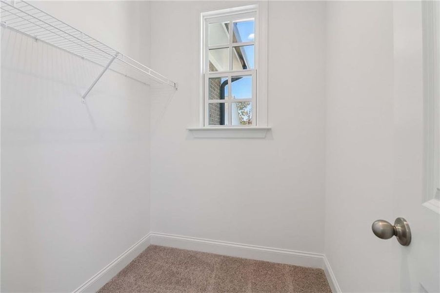 Spacious, unfurnished interior of a new home in East Harbor II at Chestatee, Dawsonville (Image 54).