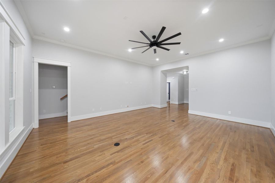 Spacious, unfurnished interior of a new home in , Houston (Image 28).