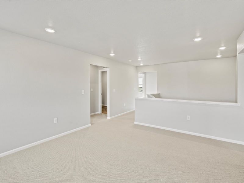 Spacious, unfurnished interior of a new home in Meridian Ranch, Peyton (Image 8).