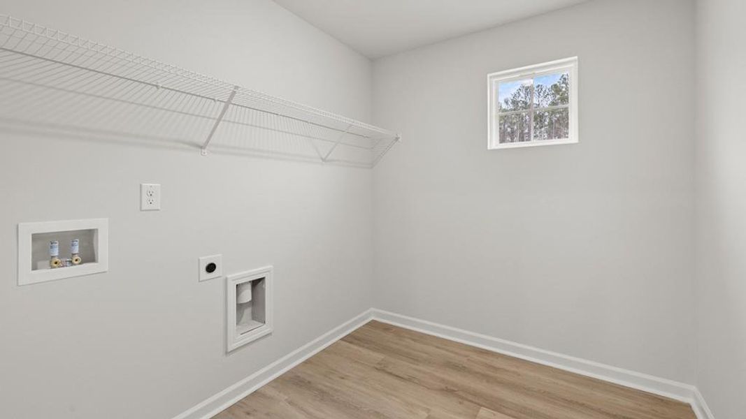Spacious, unfurnished interior of a new home in , Dallas (Image 29).