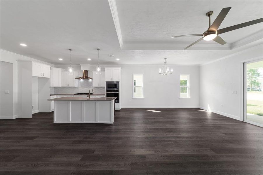 Spacious, unfurnished interior of a new home in , Gainesville (Image 22).