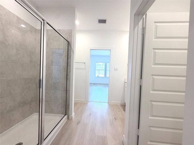 Image 25 of a home in .