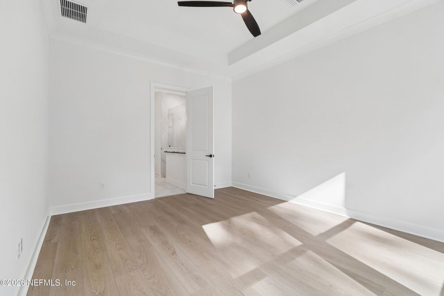 Spacious, unfurnished interior of a new home in Reflections 40' Front Load, Ponte Vedra (Image 13).