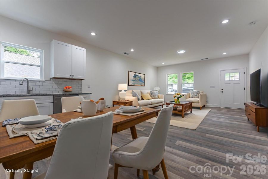 Furnished interior view inside a new home in , Gastonia (Image 14).