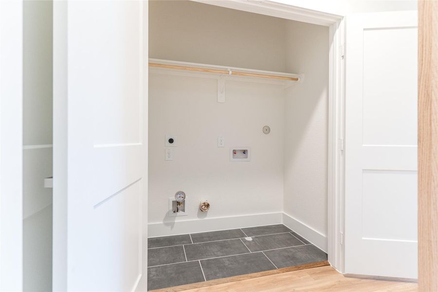 Spacious, unfurnished interior of a new home in , Houston (Image 44). Spacious, unfurnished interior of a new home in , Houston (Image 44).