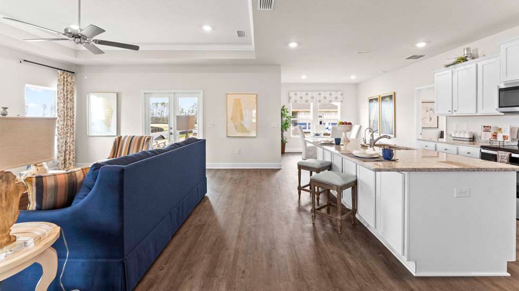Furnished interior view inside a new home in Liberty, Panama City (Image 19).