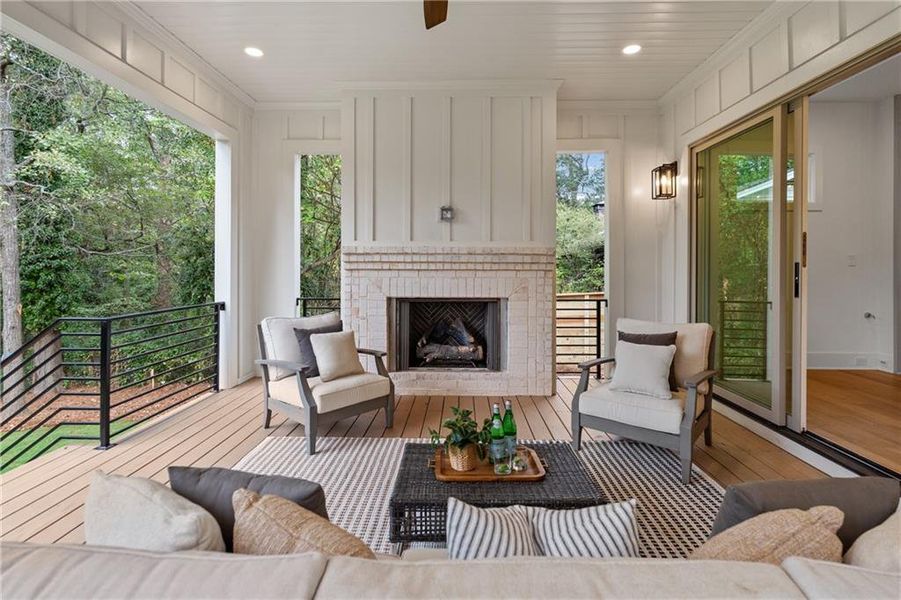 Image 87 of a home in .