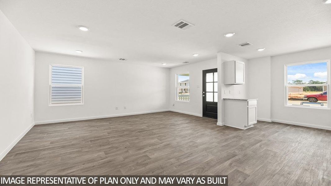 Spacious, unfurnished interior of a new home in Baron Village, Conroe (Image 10). Spacious, unfurnished interior of a new home in Baron Village, Conroe (Image 10).