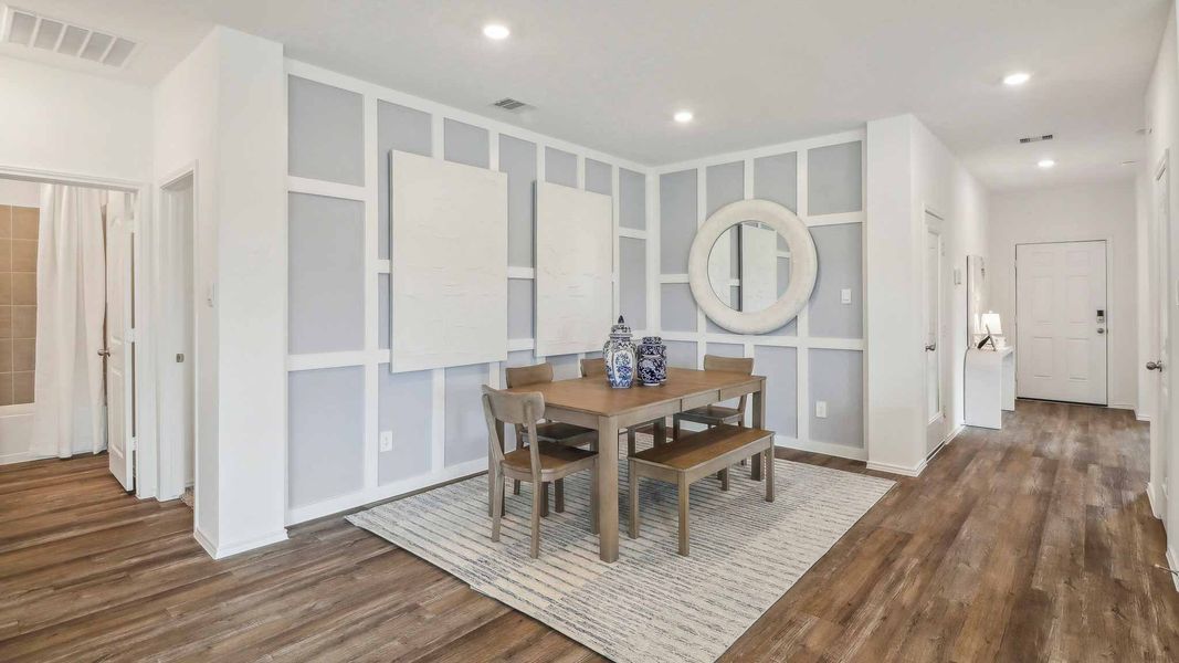 Representative furnished interior of a home built from the Lakeway by D.R. Horton in Grand Pines, Magnolia (Image 9). Representative furnished interior of a home built from the Lakeway by D.R. Horton in Grand Pines, Magnolia (Image 9).