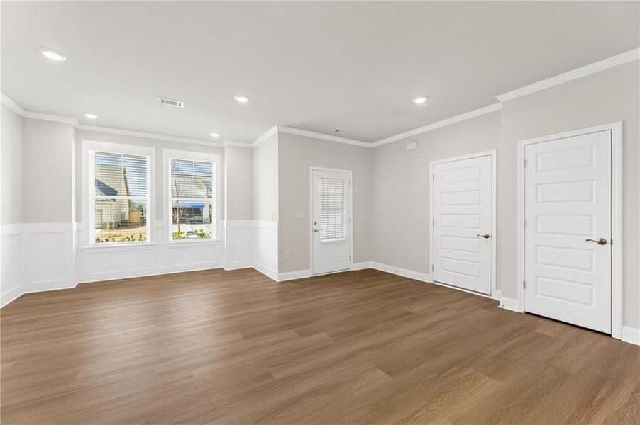 Spacious, unfurnished interior of a new home in Cooper's Walk, Loganville (Image 10).