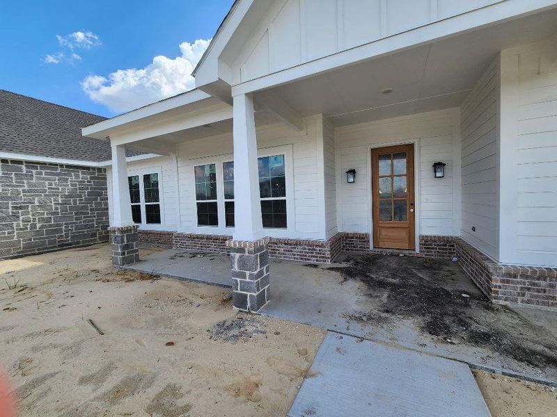 Exterior details and patio area of a home in Rocky Top, Krum (Image 3). Exterior details and patio area of a home in Rocky Top, Krum (Image 3).