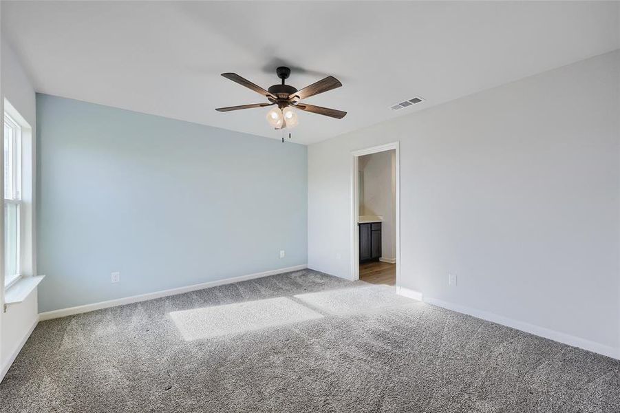 Spacious, unfurnished interior of a new home in Patriot Estates, Venus (Image 22).