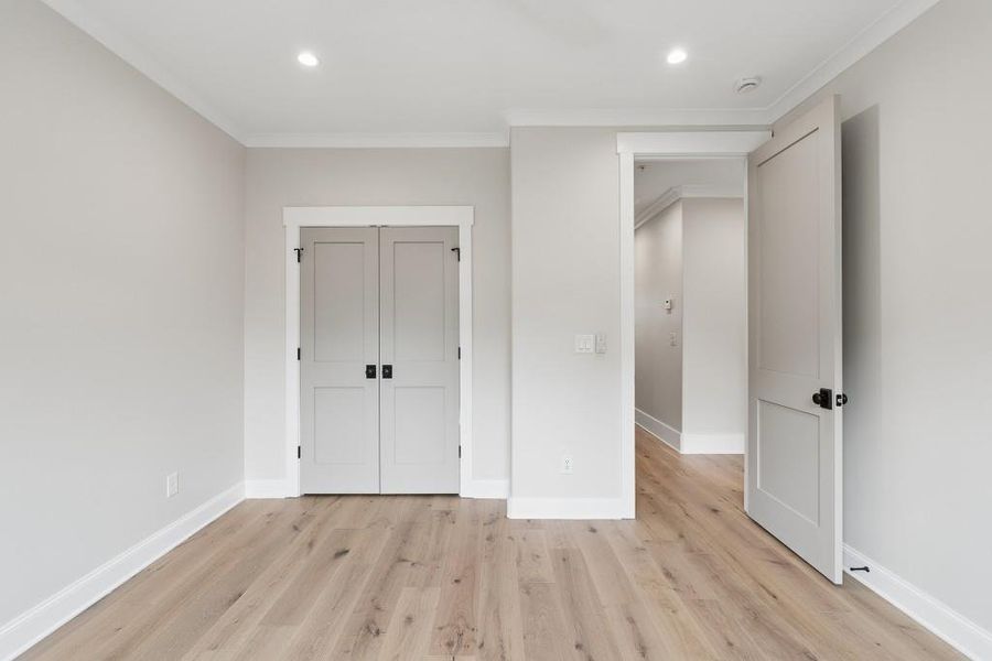 Spacious, unfurnished interior of a new home in , Atlanta (Image 22). Spacious, unfurnished interior of a new home in , Atlanta (Image 22).