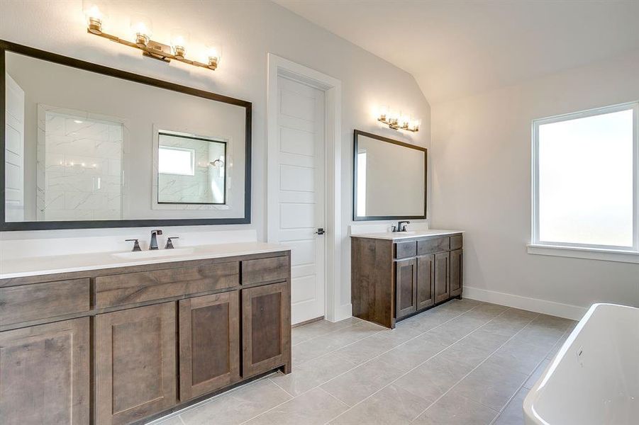 Furnished interior view inside a new home in Waterfall Ranch, Waxahachie (Image 7).